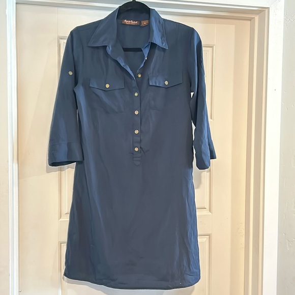 Navy Sloane Lightweight Cloth Dress - Size M | Effortless & Comfortable Style - Picture 2 of 2